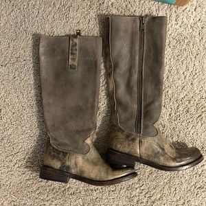 Freebird Brussels Size 9 M New without tags